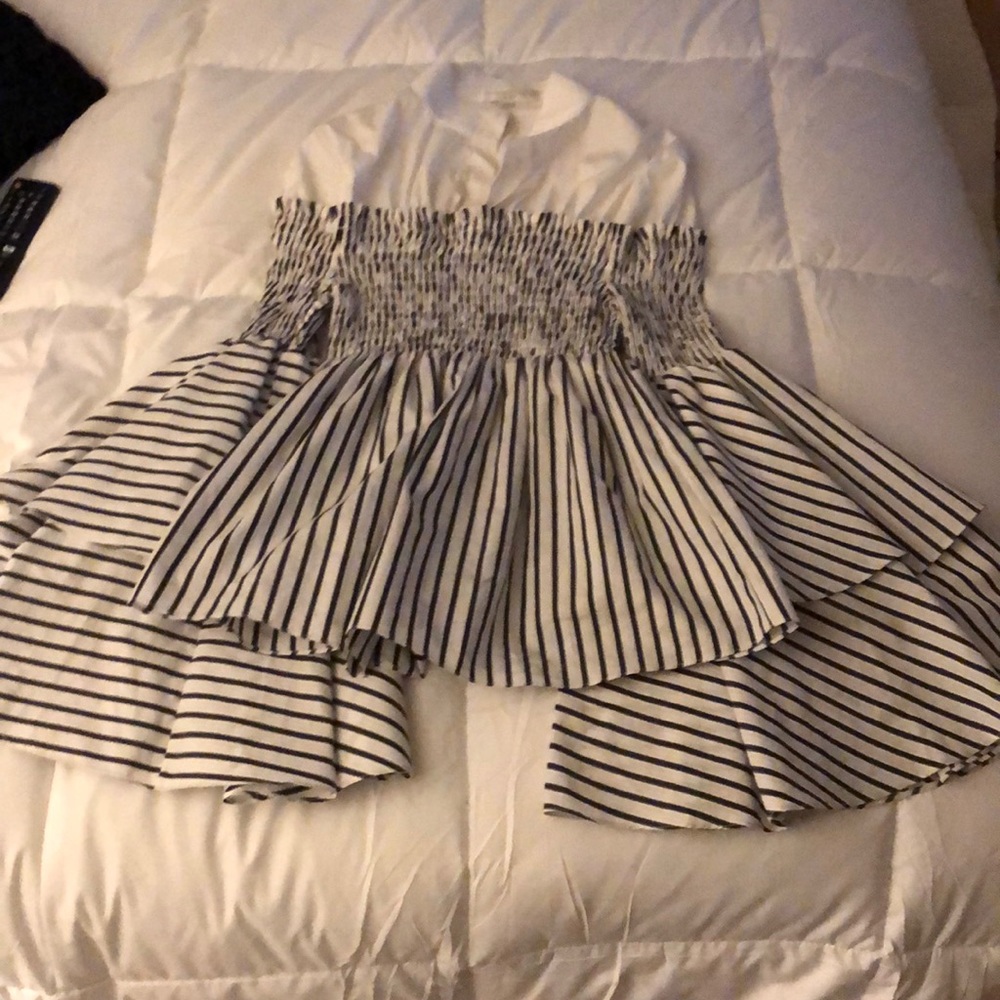 Caroline Constas top